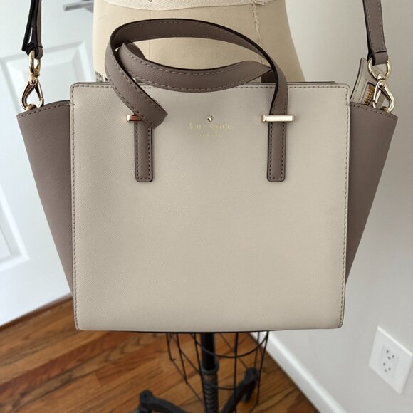 Kate Spade Cedar Street Small Hayden Pebble/Warm Putty Shoulder Crossbody - Picture 2 of 11